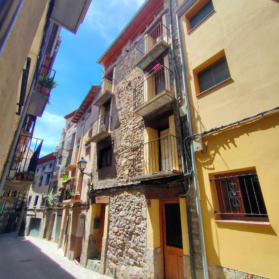 Casa Rural Cal Rocco Porta Del Pirineu Pobla de Segur Exterior foto
